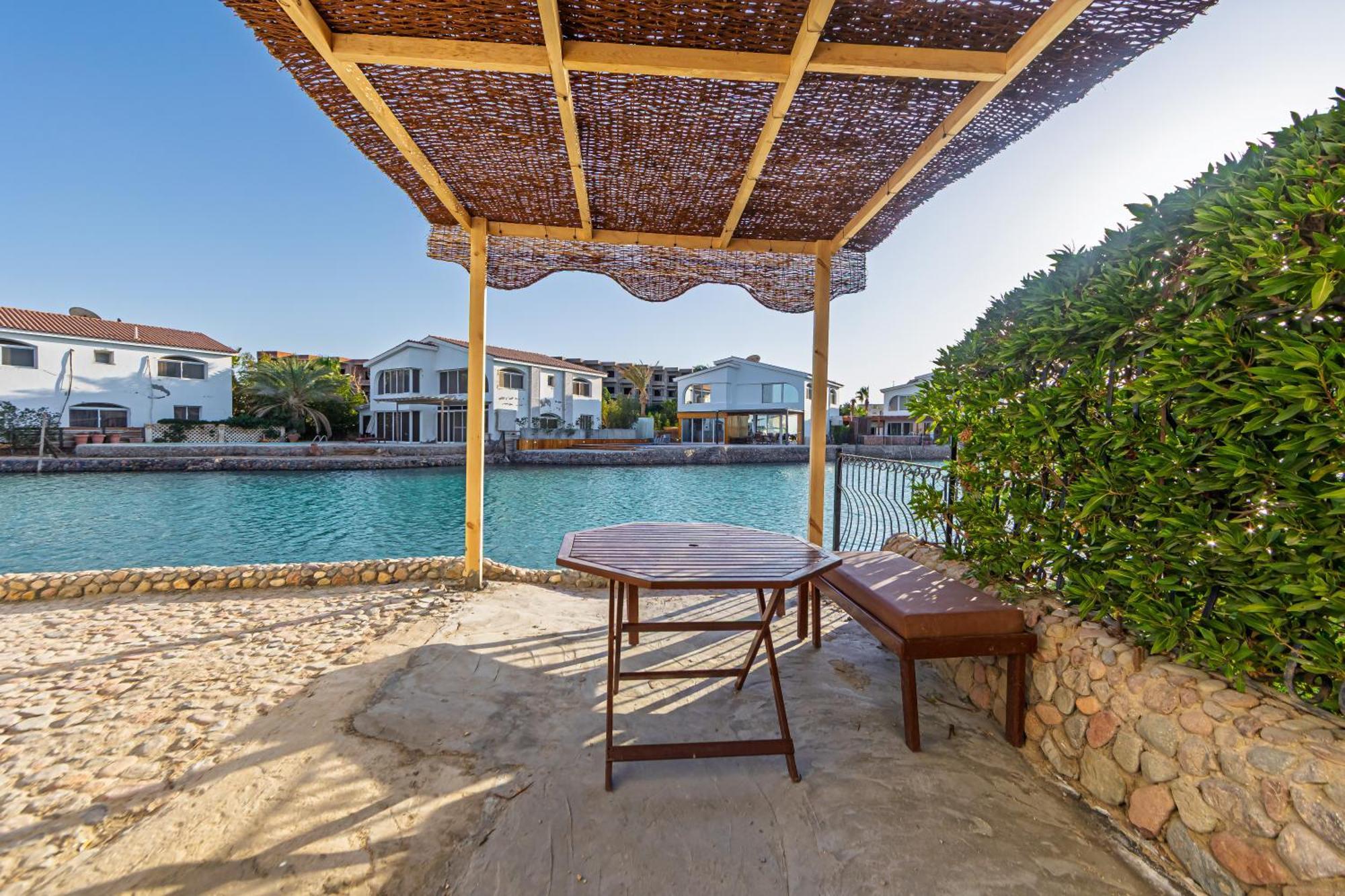 הורגהדה Aden Beach - Sea View Room With Beach Access In Villa מראה חיצוני תמונה